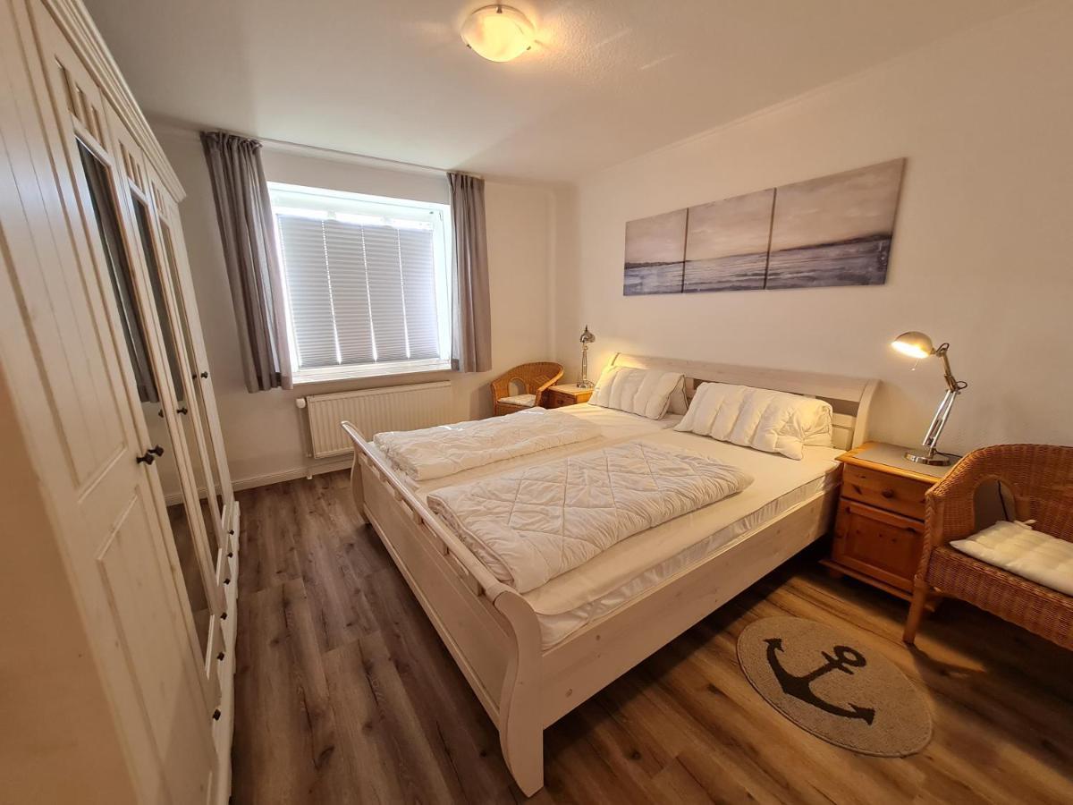 Ferienhaus Ellen, Eg Whg Utersum エクステリア 写真